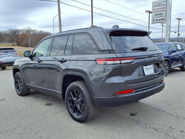 used 2025 Jeep Grand Cherokee car, priced at $39,900