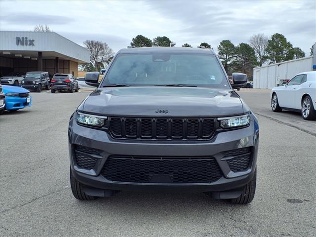 used 2025 Jeep Grand Cherokee car, priced at $39,900