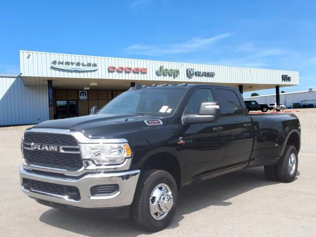 new 2024 Ram 3500 car, priced at $62,360