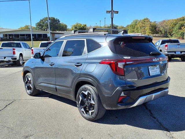 used 2025 Kia Seltos car, priced at $27,900
