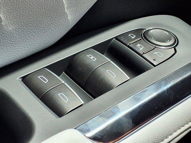 new 2025 Chevrolet Traverse car, priced at $43,735