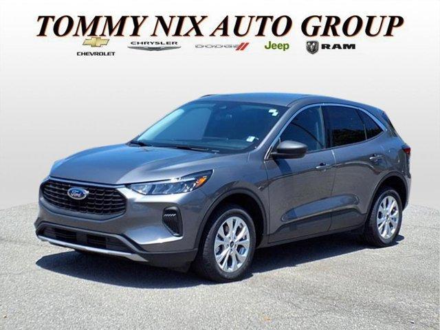used 2023 Ford Escape car, priced at $25,900