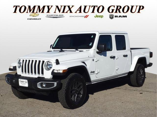 used 2023 Jeep Gladiator car, priced at $35,900