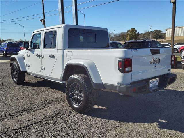 used 2023 Jeep Gladiator car, priced at $36,900