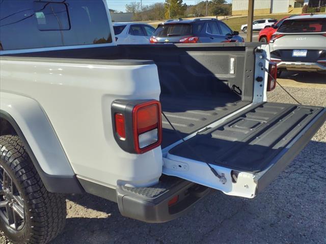 used 2023 Jeep Gladiator car, priced at $36,900