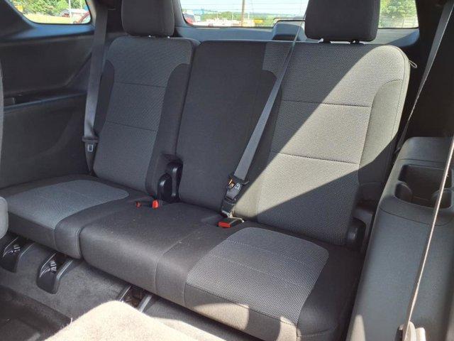 used 2023 Chevrolet Traverse car, priced at $29,900