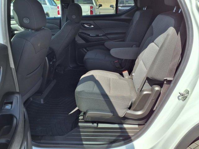 used 2023 Chevrolet Traverse car, priced at $29,900