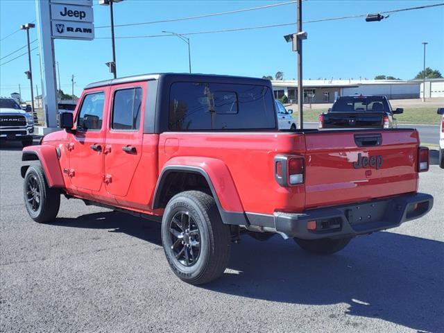 new 2023 Jeep Gladiator car, priced at $43,990