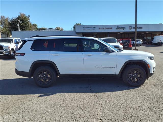 new 2025 Jeep Grand Cherokee L car, priced at $44,801