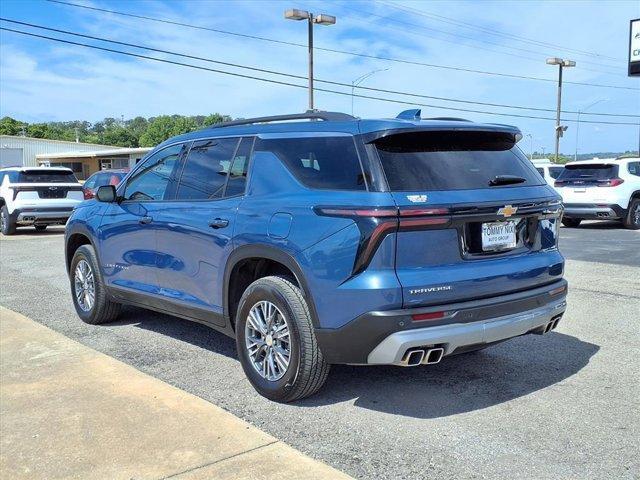 used 2025 Chevrolet Traverse car, priced at $40,900