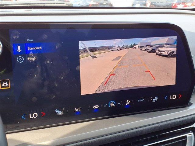 used 2025 Chevrolet Traverse car, priced at $40,900