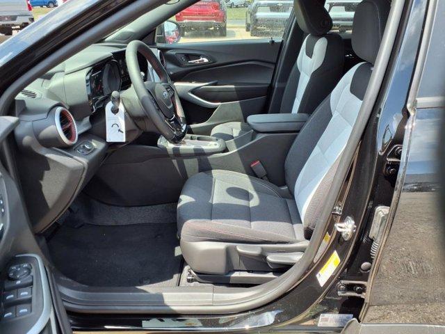 new 2025 Chevrolet Trax car, priced at $24,330