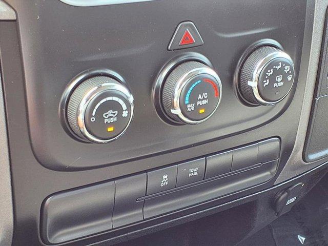 used 2022 Ram 1500 Classic car, priced at $28,900