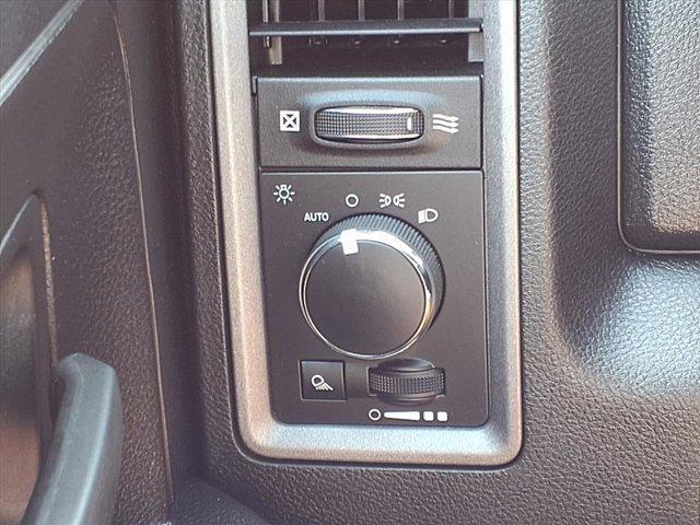 used 2022 Ram 1500 Classic car, priced at $28,900