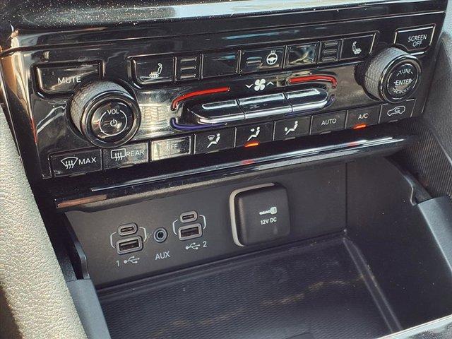 used 2024 Jeep Grand Cherokee car, priced at $36,900