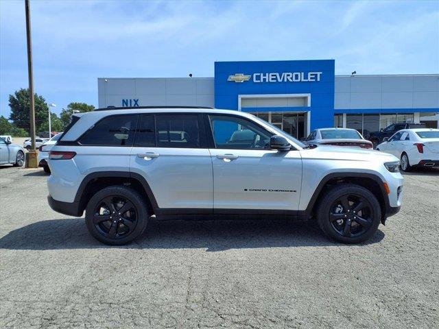 used 2024 Jeep Grand Cherokee car, priced at $36,900