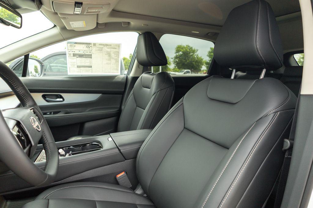 new 2025 Nissan Murano car, priced at $41,955