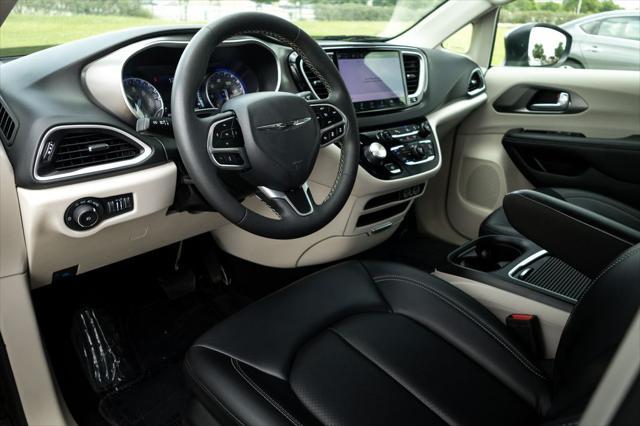 used 2023 Chrysler Pacifica car, priced at $23,448