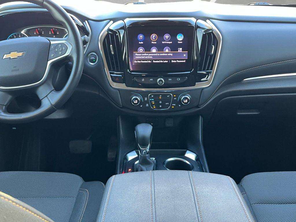 used 2021 Chevrolet Traverse car, priced at $17,155