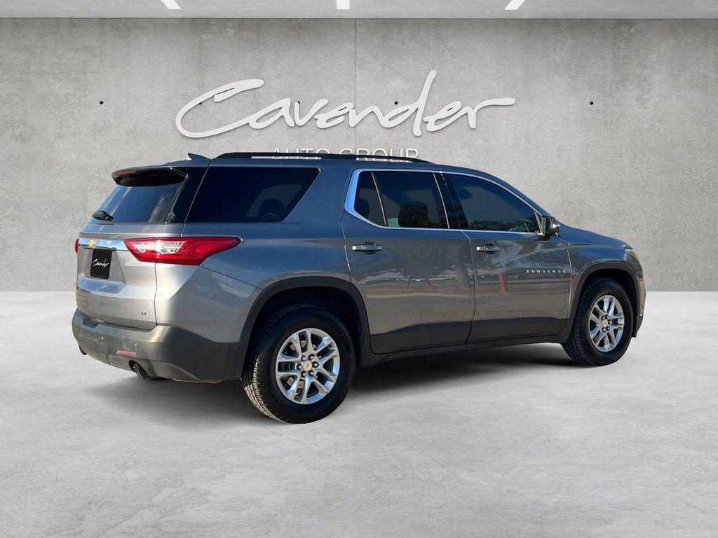 used 2021 Chevrolet Traverse car, priced at $17,155