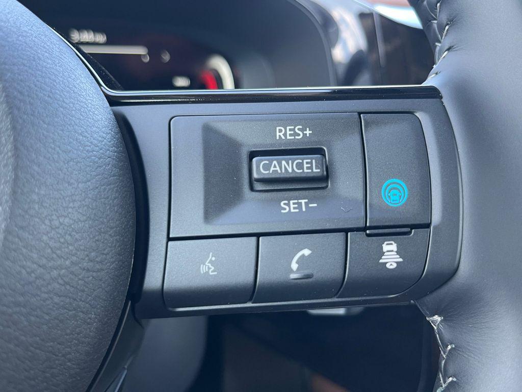 new 2025 Nissan Pathfinder car, priced at $50,370
