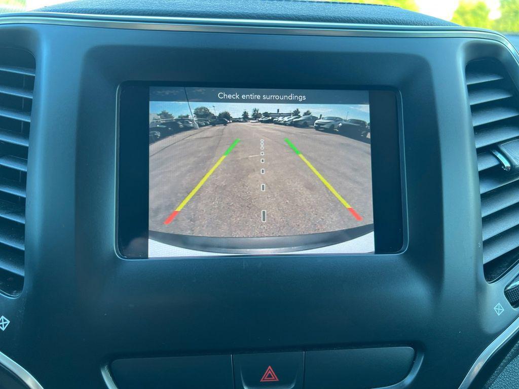 used 2020 Jeep Cherokee car, priced at $16,622