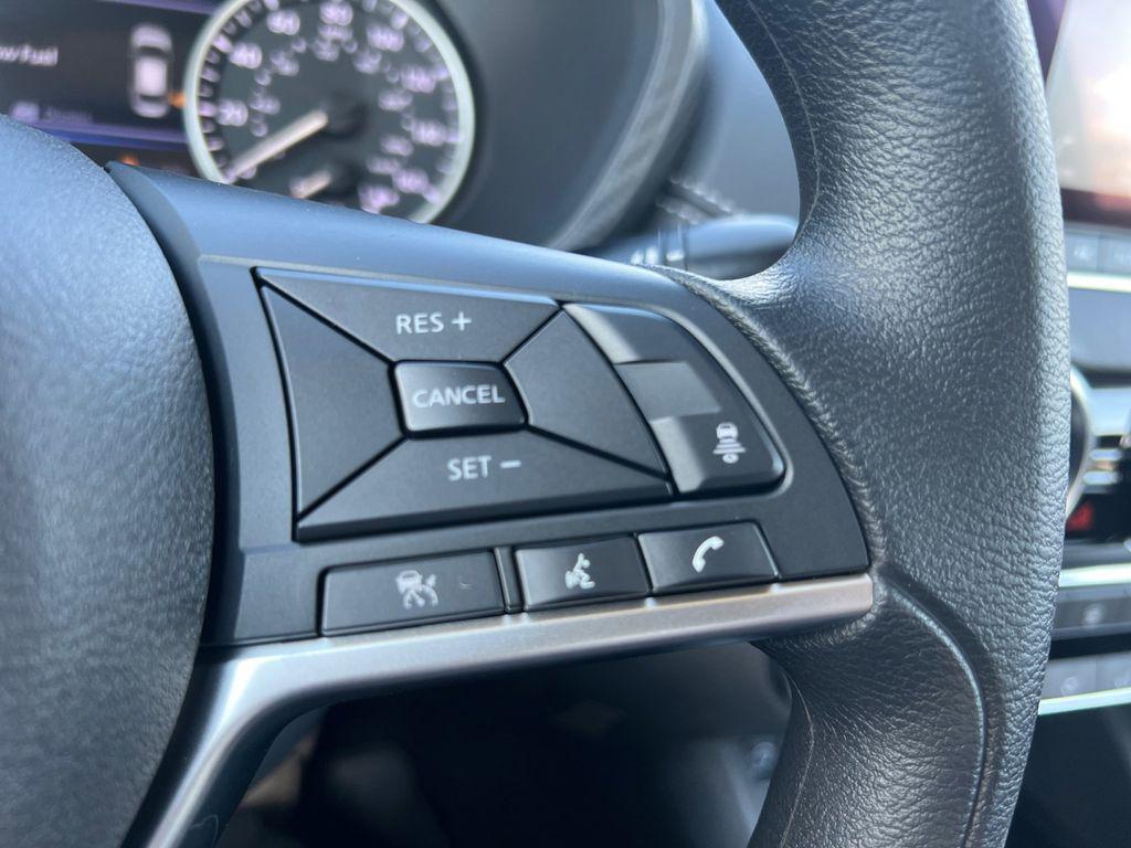 new 2025 Nissan Sentra car, priced at $21,995