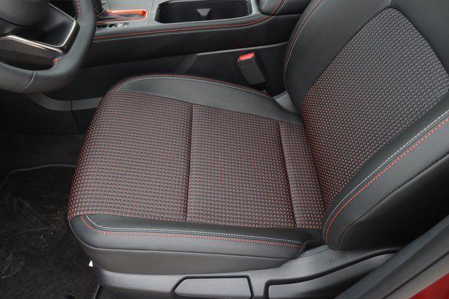 new 2025 Nissan Kicks car, priced at $29,875