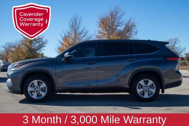 used 2023 Toyota Highlander car, priced at $34,100