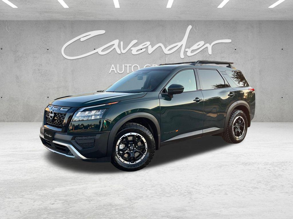 new 2025 Nissan Pathfinder car, priced at $39,975