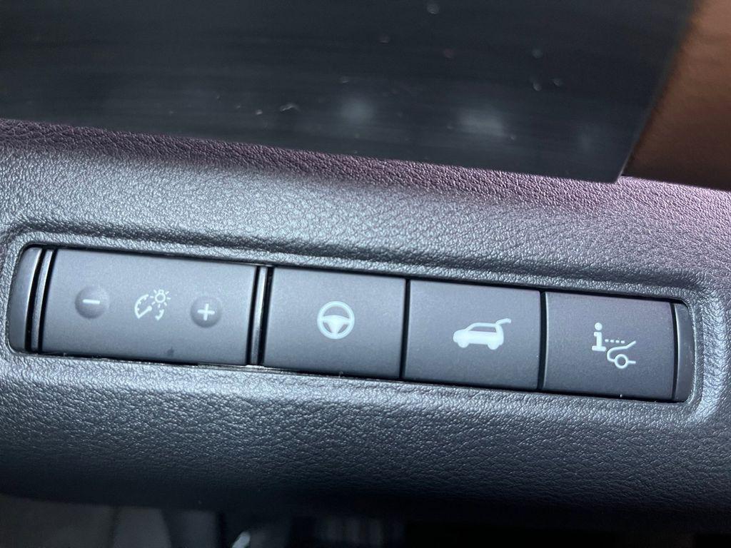 new 2025 Nissan Pathfinder car, priced at $49,975