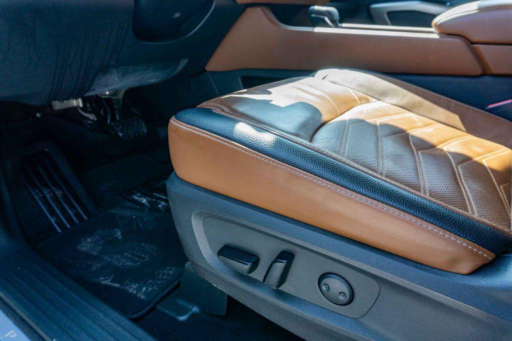 used 2022 Nissan Pathfinder car, priced at $31,705