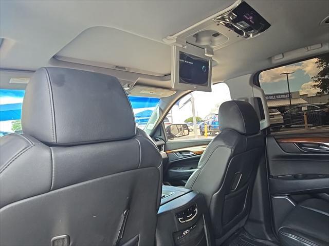 used 2015 Cadillac Escalade ESV car, priced at $25,449