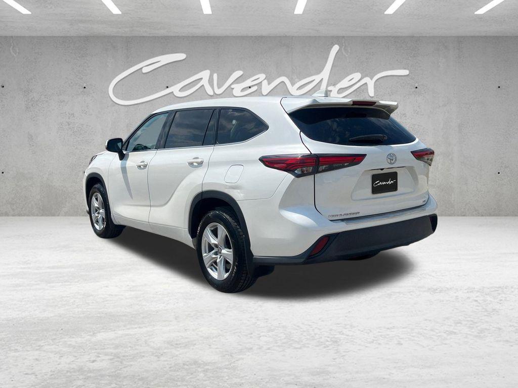 used 2020 Toyota Highlander car, priced at $25,155