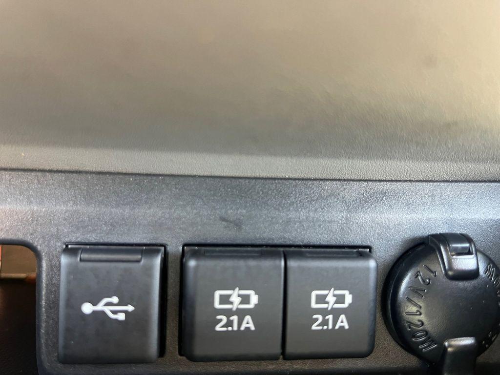 used 2020 Toyota Highlander car, priced at $25,155