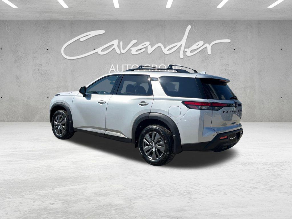 new 2025 Nissan Pathfinder car, priced at $34,975