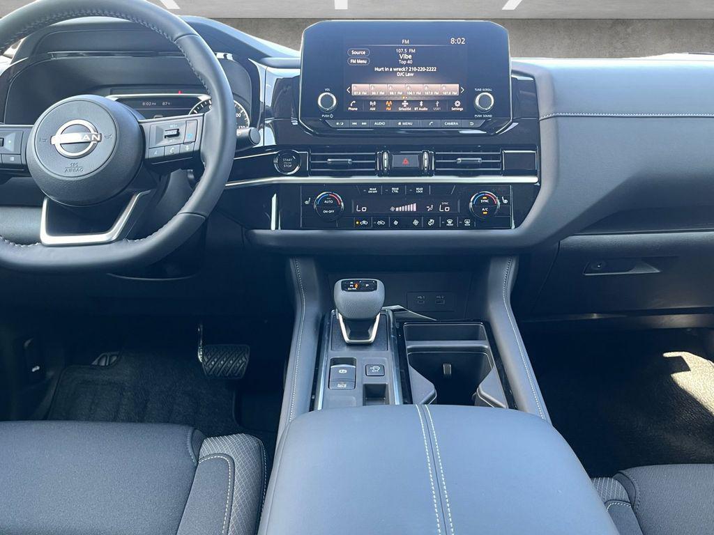 new 2025 Nissan Pathfinder car, priced at $34,975