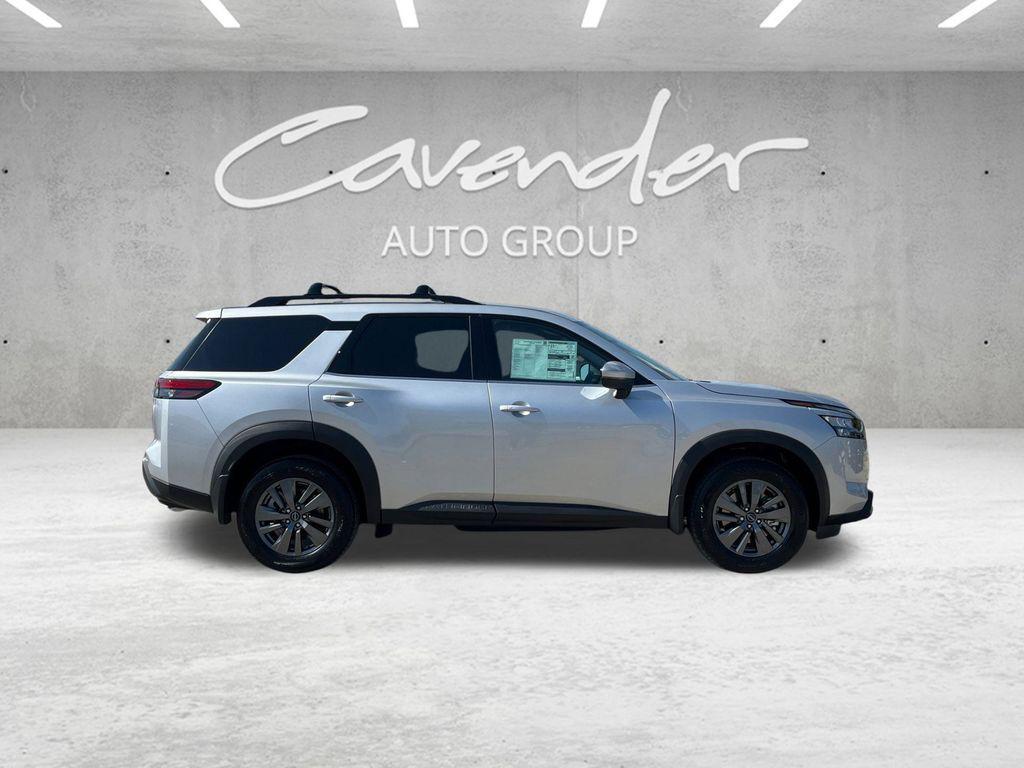 new 2025 Nissan Pathfinder car, priced at $37,745