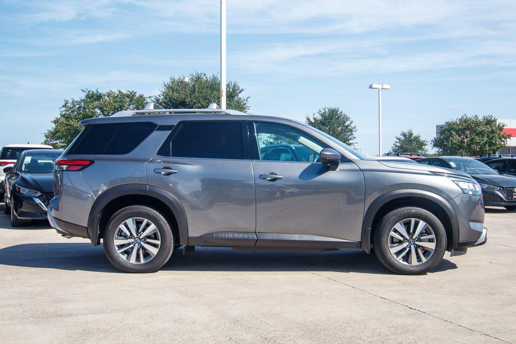 used 2024 Nissan Pathfinder car, priced at $31,279