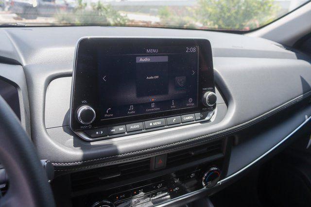 new 2025 Nissan Rogue car, priced at $31,250