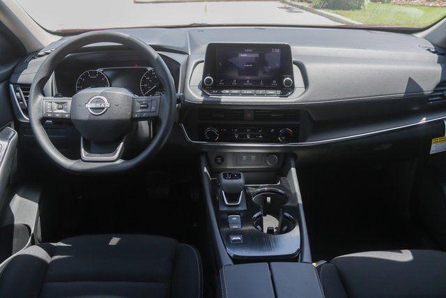 new 2025 Nissan Rogue car, priced at $31,250