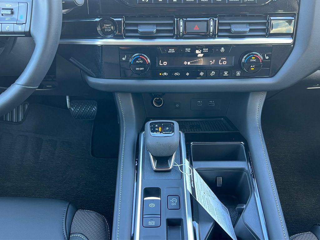 new 2025 Nissan Pathfinder car, priced at $40,400