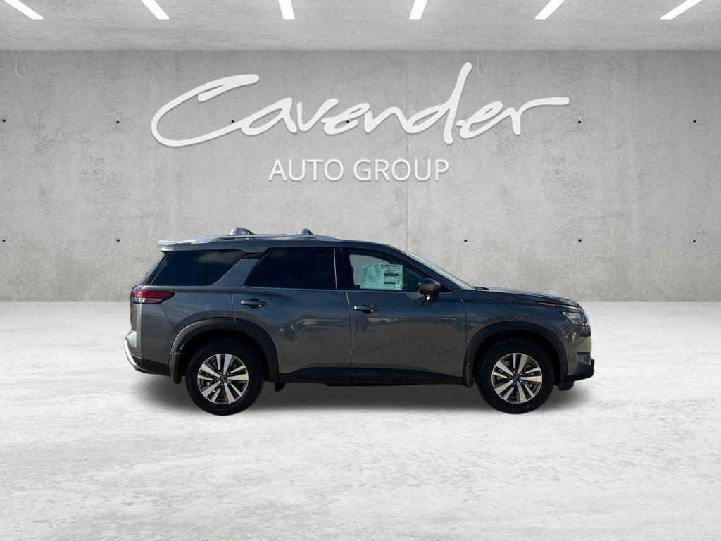 new 2025 Nissan Pathfinder car, priced at $40,400