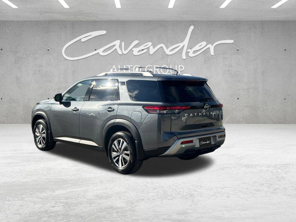 new 2025 Nissan Pathfinder car, priced at $40,400