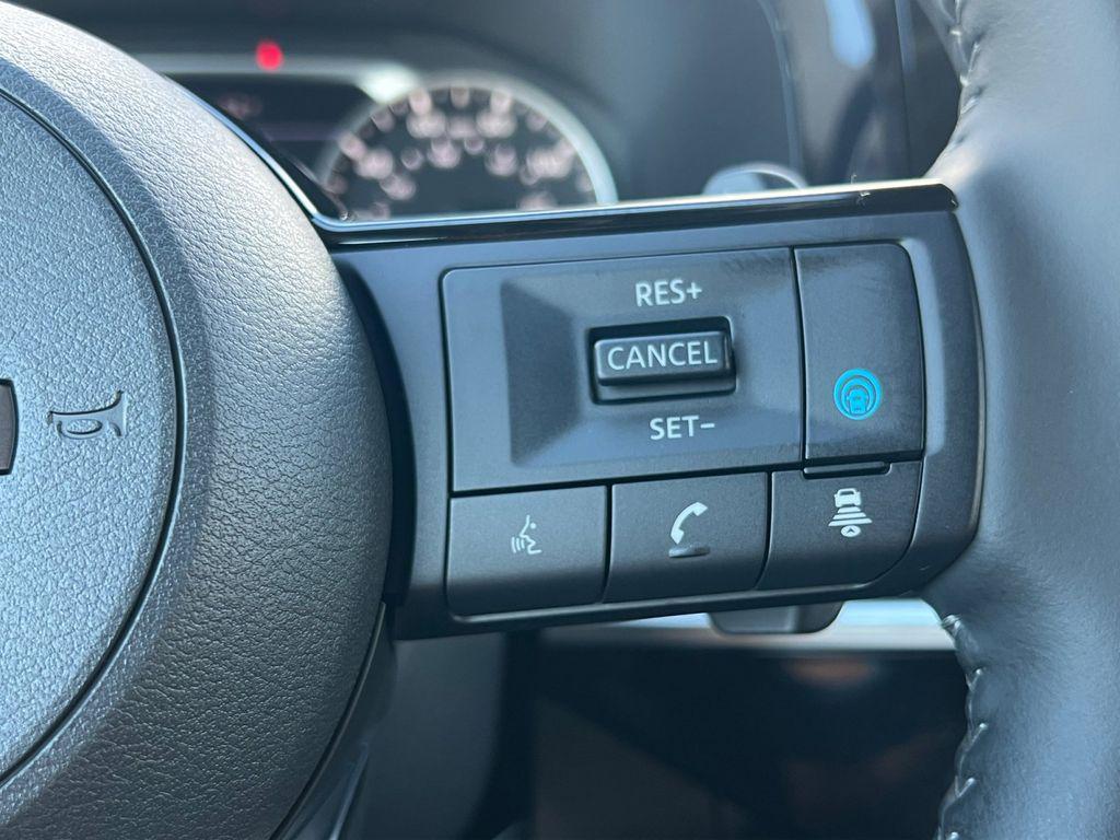 new 2025 Nissan Pathfinder car, priced at $40,400