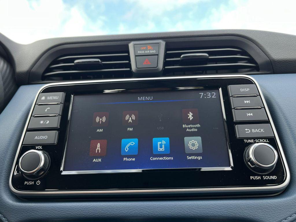 new 2025 Nissan Versa car, priced at $21,850