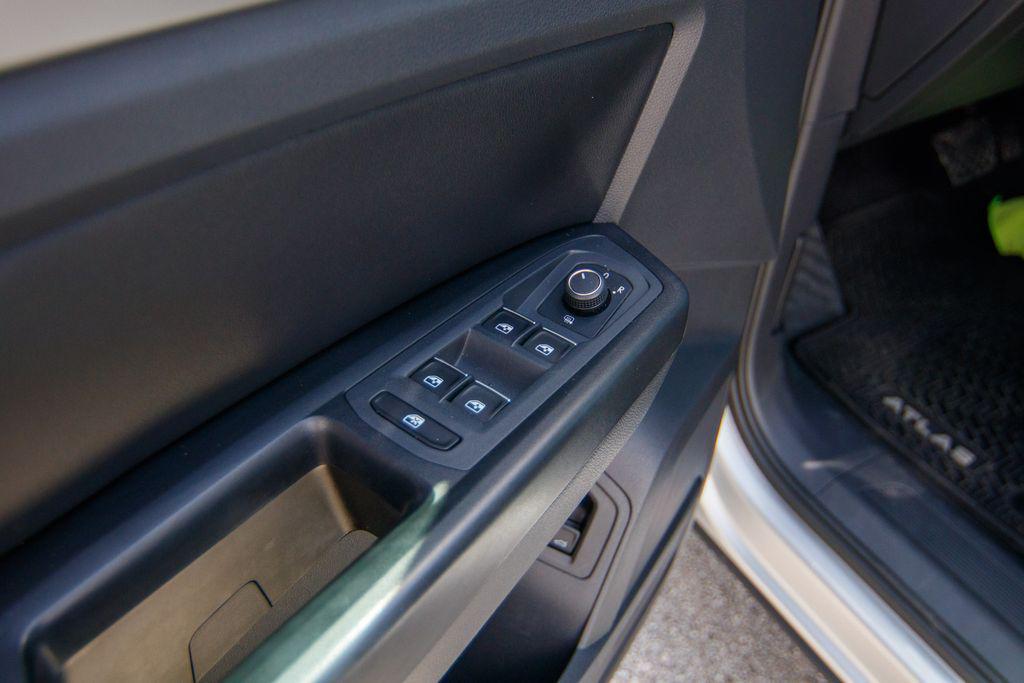 used 2018 Volkswagen Atlas car, priced at $18,971