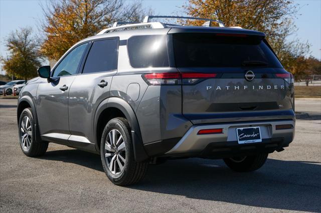 new 2025 Nissan Pathfinder car, priced at $40,992