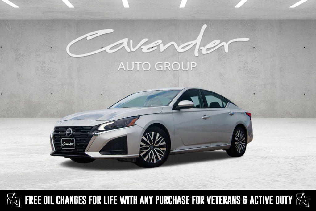 used 2023 Nissan Altima car, priced at $19,372