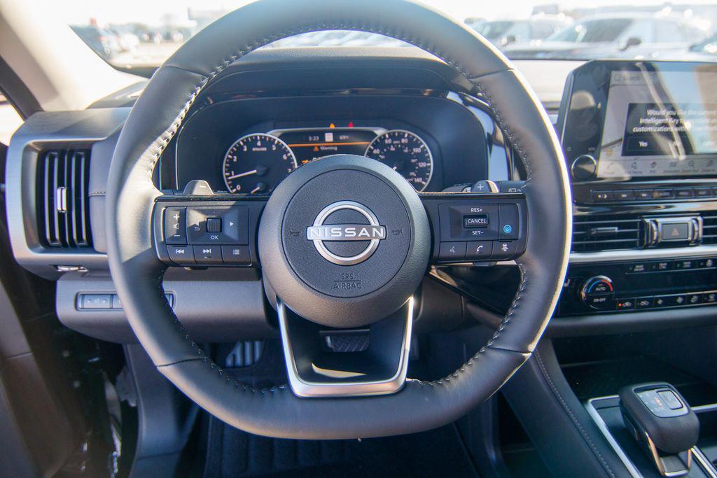 new 2025 Nissan Pathfinder car, priced at $41,999